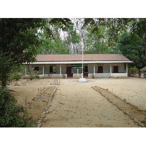 รูปถ่าย พม่า(Myanmar) ถนนจากทวายไปหาดหม่องมะกัน(Road from Dawei to Maungmagan beach) 2005-01 25