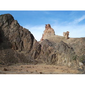 รูปถ่าย คาซัคสถาน(Kazakhstan) หุบผาชารึน(Charyn Canyon) 2007-03 7
