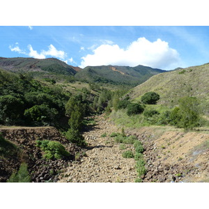 รูปถ่าย นิวแคลิโดเนีย(New Caledonia) ถนนจากตงตูตาไปทีโอ(Tontouta to Thio road) 2010-05 133