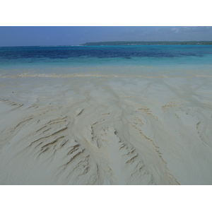 รูปถ่าย นิวแคลิโดเนีย(New Caledonia) เกาะลีฟู(Lifou) ลูเอซิลลา(Luecilla) 2010-05 6