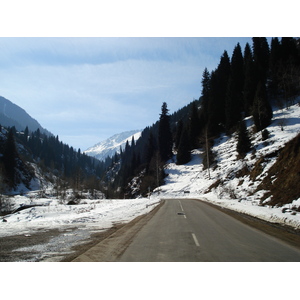 รูปถ่าย คาซัคสถาน(Kazakhstan) อุทยานแห่งชาติอีเลอาลาเตา(Ile Alatau National Park) 2007-03 11
