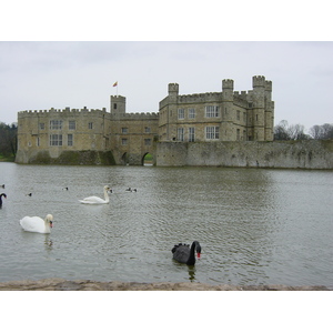 รูปถ่าย อังกฤษ(United Kingdom) ปราสาทลีดส์(Leeds castle) 2001-04 18