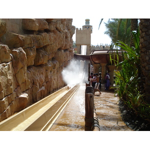 รูปถ่าย สหรัฐอาหรับเอมิเรตส์(United Arab Emirates) ดูไบ(Dubai) สวนน้ำไวลด์วาดี(Wild Wadi) 2007-03 199