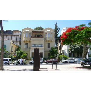 รูปถ่าย อิสราเอล(Israel) เทลอาวีฟ(Tel Aviv) ถนนรอธส์ไชลด์(Rothschild Street) 2007-06 0