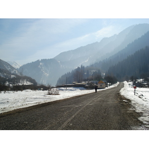 รูปถ่าย คาซัคสถาน(Kazakhstan) อุทยานแห่งชาติอีเลอาลาเตา(Ile Alatau National Park) 2007-03 80