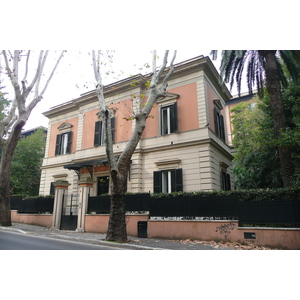 รูปถ่าย อิตาลี(Italy) โรม(Rome) ถนนเตรนตาอาปรีเล(Viale Trenta Aprile) 2007-11 12