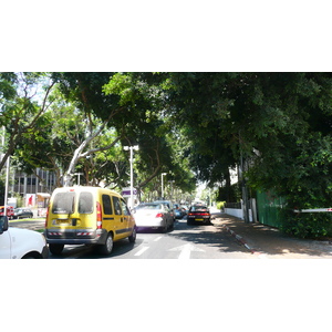 รูปถ่าย อิสราเอล(Israel) เทลอาวีฟ(Tel Aviv) ถนนรอธส์ไชลด์(Rothschild Street) 2007-06 25