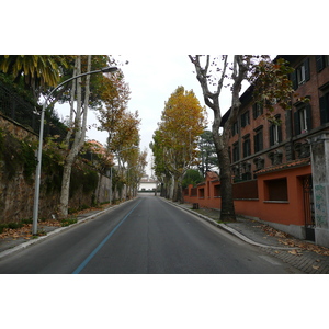รูปถ่าย อิตาลี(Italy) โรม(Rome) ถนนเตรนตาอาปรีเล(Viale Trenta Aprile) 2007-11 26