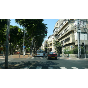 รูปถ่าย อิสราเอล(Israel) เทลอาวีฟ(Tel Aviv) ถนนรอธส์ไชลด์(Rothschild Street) 2007-06 11