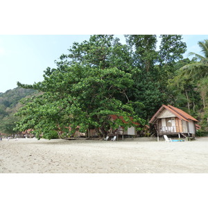 รูปถ่าย ไทย(Thailand) เกาะช้าง(Ko Chang) หาดทรายขาว(White sand beach) 2011-02 79
