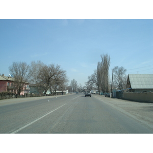 รูปถ่าย คาซัคสถาน(Kazakhstan) ถนนจากอัลมาตีไปหุบผาชารึน(Almaty to Charyn Canyon road) 2007-03 26