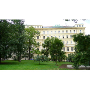 รูปถ่าย สาธารณรัฐเช็ก(Czech Republic) ปราก(Prague) ออปเลตาโลวา(Opletalova) 2007-07 0