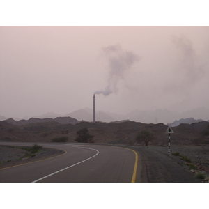 รูปถ่าย โอมาน(Oman) จากบูไรมิไปถนนโซฮาร์(Buraimi to Sohar road) 2005-03 35