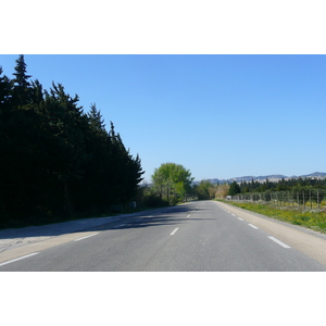 รูปถ่าย ฝรั่งเศส(France) โพรว็องส์(Provence) ถนนจากมูรีแยสไปโบเดอโพรว็องส์(Mouries to Baux de Provence road) 2008-04 26