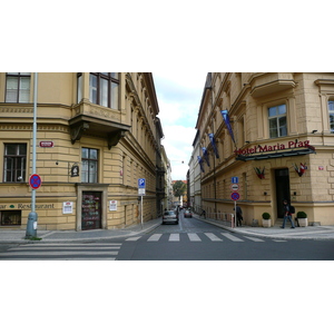 รูปถ่าย สาธารณรัฐเช็ก(Czech Republic) ปราก(Prague) ออปเลตาโลวา(Opletalova) 2007-07 21