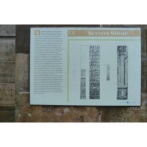 รูปถ่าย อังกฤษ(United Kingdom) สกอตแลนด์(Scotland) ศิลาซวยโน(Sueno's Stone) 2011-07 4