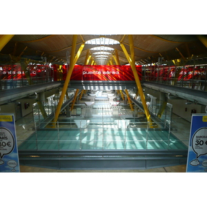รูปถ่าย สเปน(Spain) มาดริค(Madrid) ท่าอากาศยานบาราคัส(Barajas Airport) 2007-09 97