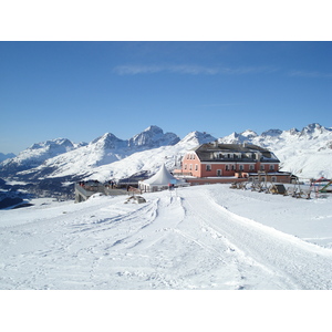 รูปถ่าย สวิสเซอร์แลนด์(Switzerland) มุตตัสมูรากล์(Muottas Muragl) 2007-01 30