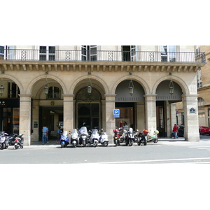 รูปถ่าย ฝรั่งเศส(France) ปารีส(Paris) จัตุรัสว็องโดม(Place Vendome) 2007-07 29