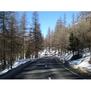 รูปถ่าย สวิสเซอร์แลนด์(Switzerland) จากปอนเตรซีนาไปลาโกเบียนโก(From Pontresina to Lago Bianco) 2007-01 74