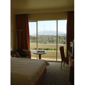 รูปถ่าย สหรัฐอาหรับเอมิเรตส์(United Arab Emirates) อาเลอิน(Al Ain) โรงแรมฮิลตัน(Hilton Hotel) 2005-03 9