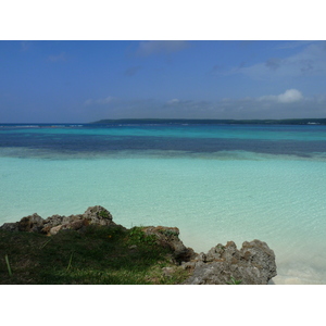 รูปถ่าย นิวแคลิโดเนีย(New Caledonia) เกาะลีฟู(Lifou) ลูเอซิลลา(Luecilla) 2010-05 24
