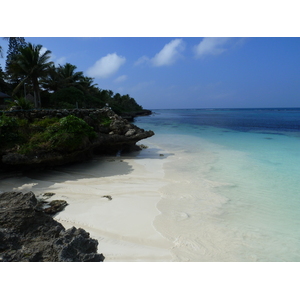 รูปถ่าย นิวแคลิโดเนีย(New Caledonia) เกาะลีฟู(Lifou) ลูเอซิลลา(Luecilla) 2010-05 5