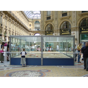 รูปถ่าย อิตาลี(Italy) มิลาน(Milan) 2002-07 25