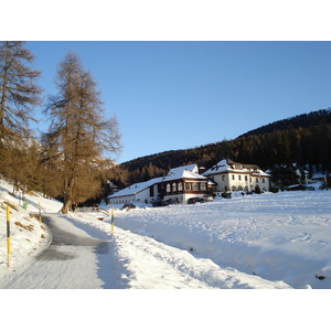 รูปถ่าย สวิสเซอร์แลนด์(Switzerland) เซนต์มอริตซ์ ชลาริญญา(St Moritz Schlarigna) 2007-01 28