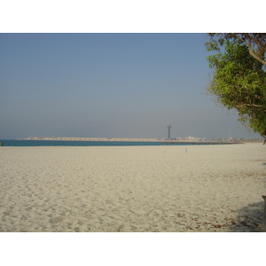 รูปถ่าย สหรัฐอาหรับเอมิเรตส์(United Arab Emirates) อาบูดาบี(Abu Dhabi) 2005-09 25