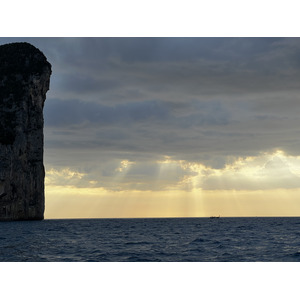 รูปถ่าย ไทย(Thailand) เกาะพีพีเล(Ko Phi Phi Ley) 2021-12 151