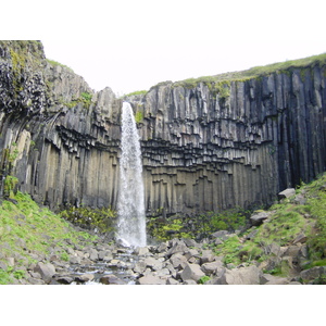 รูปถ่าย ไอซ์แลนด์(Iceland) สวาร์ติฟอส(Svartifoss) 2003-06 5
