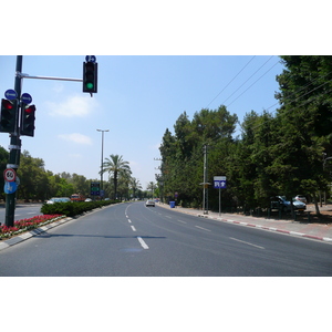 รูปถ่าย อิสราเอล(Israel) เทลอาวีฟ(Tel Aviv) ถนนโรกัค(Rokach Street) 2007-06 22