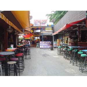 รูปถ่าย ไทย(Thailand) ภูเก็ต(Phuket) ป่าตอง(Patong) ถนนสาย 2(2nd Road) 2005-12 37