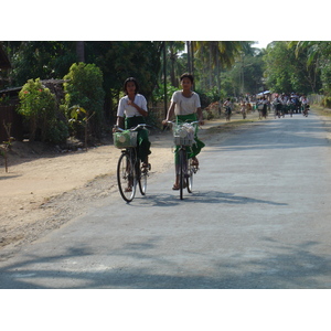 รูปถ่าย พม่า(Myanmar) ถนนจากทวายไปหาดหม่องมะกัน(Road from Dawei to Maungmagan beach) 2005-01 67