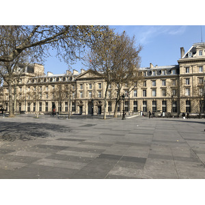 รูปถ่าย ฝรั่งเศส(France) ปารีสช่วงล็อกดาวน์(Paris lockdown) 2020-03 41