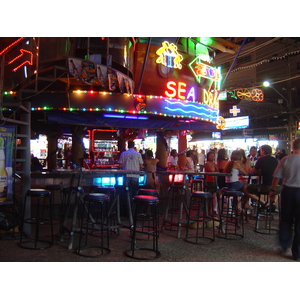 รูปถ่าย ไทย(Thailand) ภูเก็ต(Phuket) ป่าตอง(Patong) สีสันกลางคืน(night) 2005-12 18