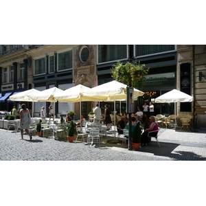รูปถ่าย สาธารณรัฐเช็ก(Czech Republic) ปราก(Prague) 28 ริจ์นา(28 Rijna) 2007-07 16