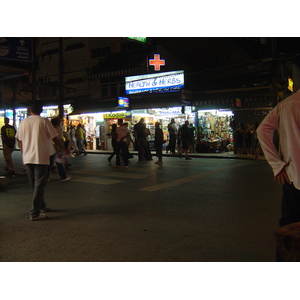 รูปถ่าย ไทย(Thailand) ภูเก็ต(Phuket) ป่าตอง(Patong) สีสันกลางคืน(night) 2005-12 27
