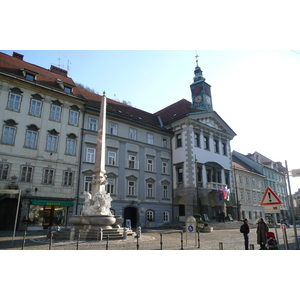 รูปถ่าย สโลวีเนีย(Slovenia) ลีอูบลีอานา(Ljubljana) เมืองเก่า(Historic Centre) 2008-01 85