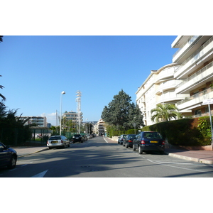 รูปถ่าย ฝรั่งเศส(France) คานส์(Cannes) ถนนเดอเลแร็ง(Avenue de Lerins) 2008-03 15