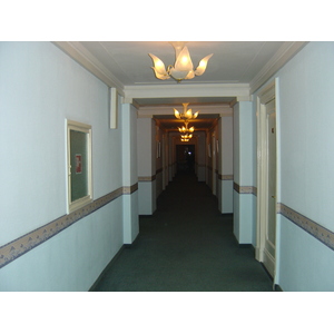 รูปถ่าย รัสเซีย(Russia) มอสโก(Moscow) โรงแรมบูดาเปสต์(Budapest Hotel) 2005-04 10