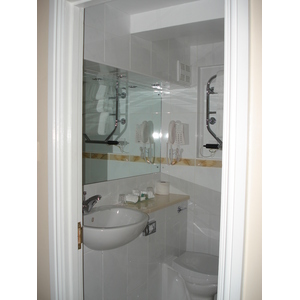 รูปถ่าย อังกฤษ(United Kingdom) เวย์บริดจ์(Weybridge) โรงแรมโอ๊ตแลนด์สพาร์ก(Oatlands Park Hotel) 2006-10 6