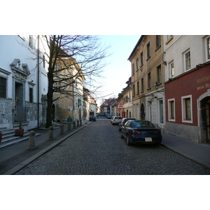 รูปถ่าย สโลวีเนีย(Slovenia) ลีอูบลีอานา(Ljubljana) เมืองเก่า(Historic Centre) 2008-01 27