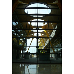 รูปถ่าย สเปน(Spain) มาดริค(Madrid) ท่าอากาศยานบาราคัส(Barajas Airport) 2007-09 90