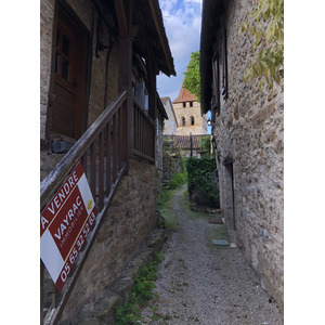 รูปถ่าย ฝรั่งเศส(France) กาเรนนัก(Carennac) 2018-04 20