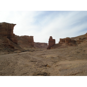 รูปถ่าย คาซัคสถาน(Kazakhstan) หุบผาชารึน(Charyn Canyon) 2007-03 84