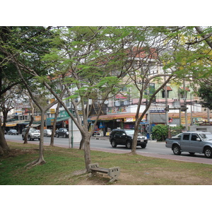 รูปถ่าย ไทย(Thailand) เชียงใหม่(Chiang Mai) ข้างในคุเมืองเชียงใหม่(Inside Canal) ถนนอารักษ์(ในคูเมือง)(Arrak Road(Canal)) 2006-04 11