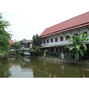 รูปถ่าย ไทย(Thailand) เชียงใหม่(Chiang Mai) ข้างในคุเมืองเชียงใหม่(Inside Canal) วัดพระสิงห์(Wat Phra Sing temple) 2006-04 14