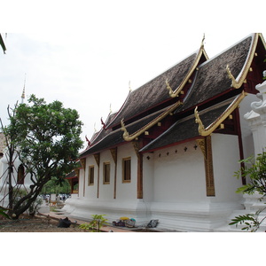 รูปถ่าย ไทย(Thailand) เชียงใหม่(Chiang Mai) ข้างในคุเมืองเชียงใหม่(Inside Canal) วัดพระสิงห์(Wat Phra Sing temple) 2006-04 15